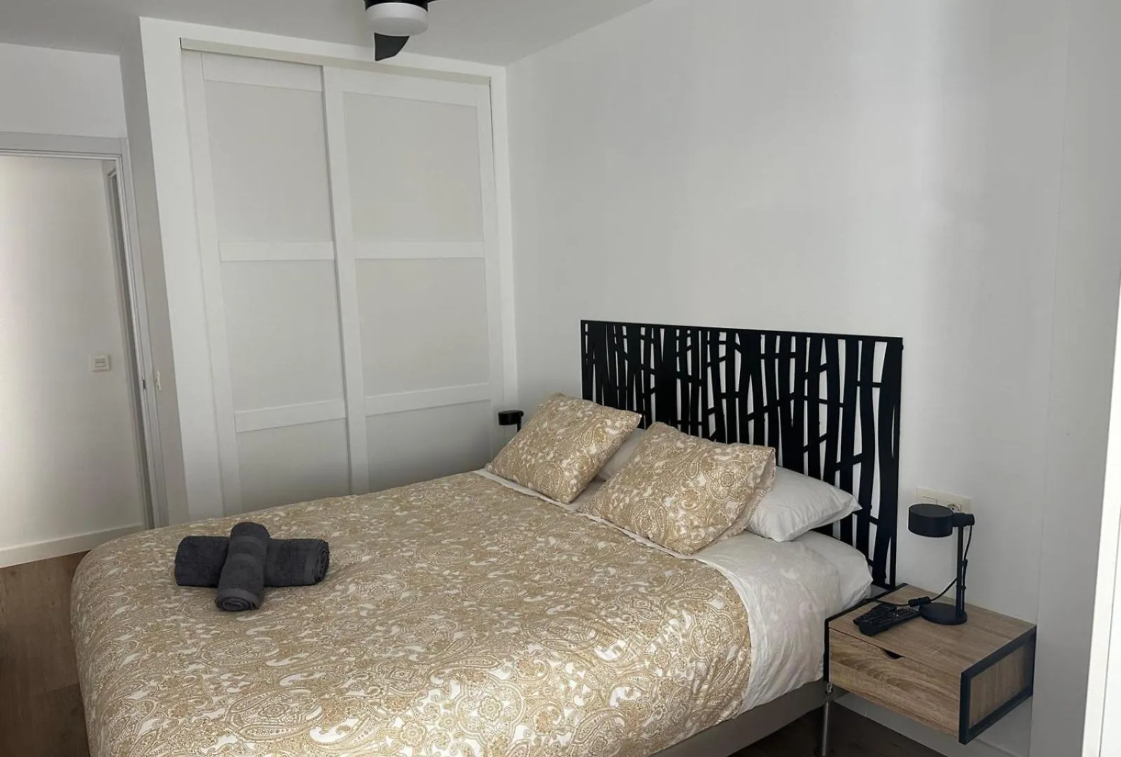 Iris 25 Apartman Benalmádena